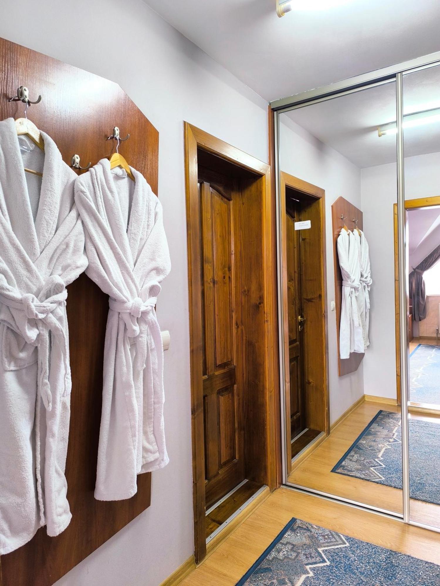 Hotel Delfin Мукачево Номер фото