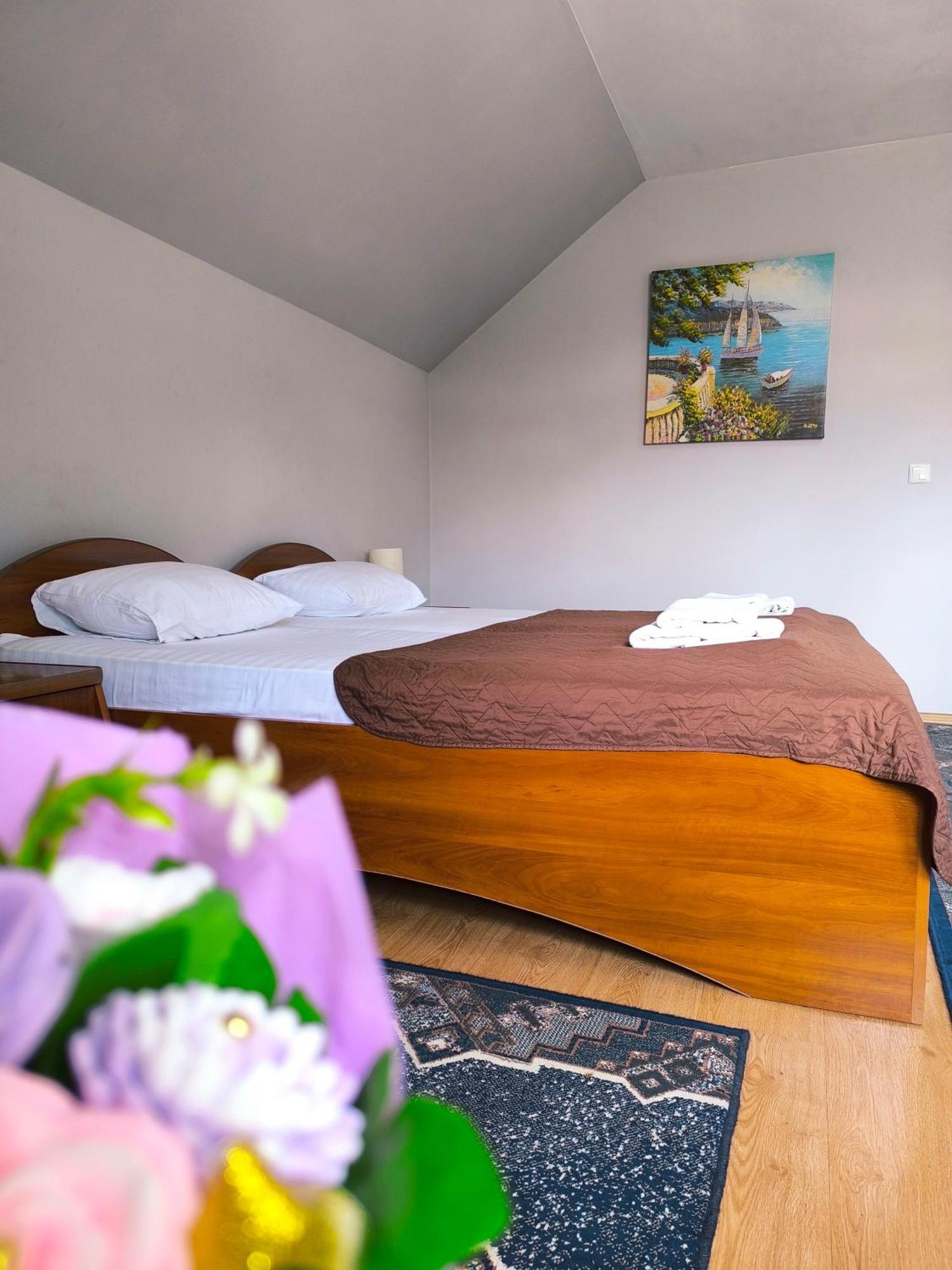 Hotel Delfin Мукачево Номер фото
