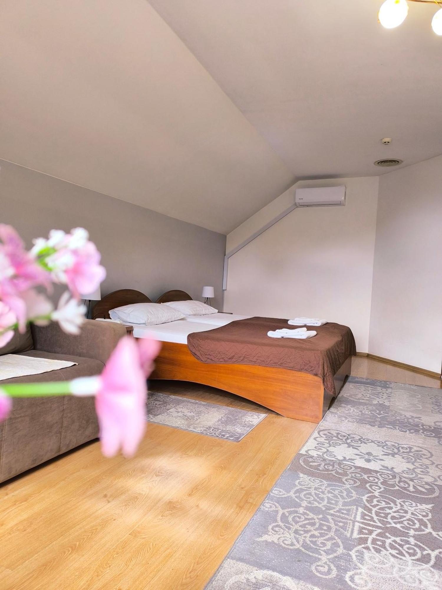 Hotel Delfin Мукачево Номер фото